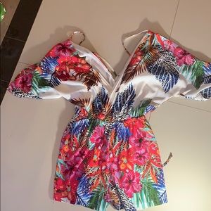 Gianni Bini Romper. Size XS.